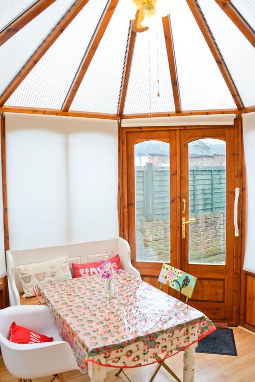 Queens Apartment Worthing Luaran gambar